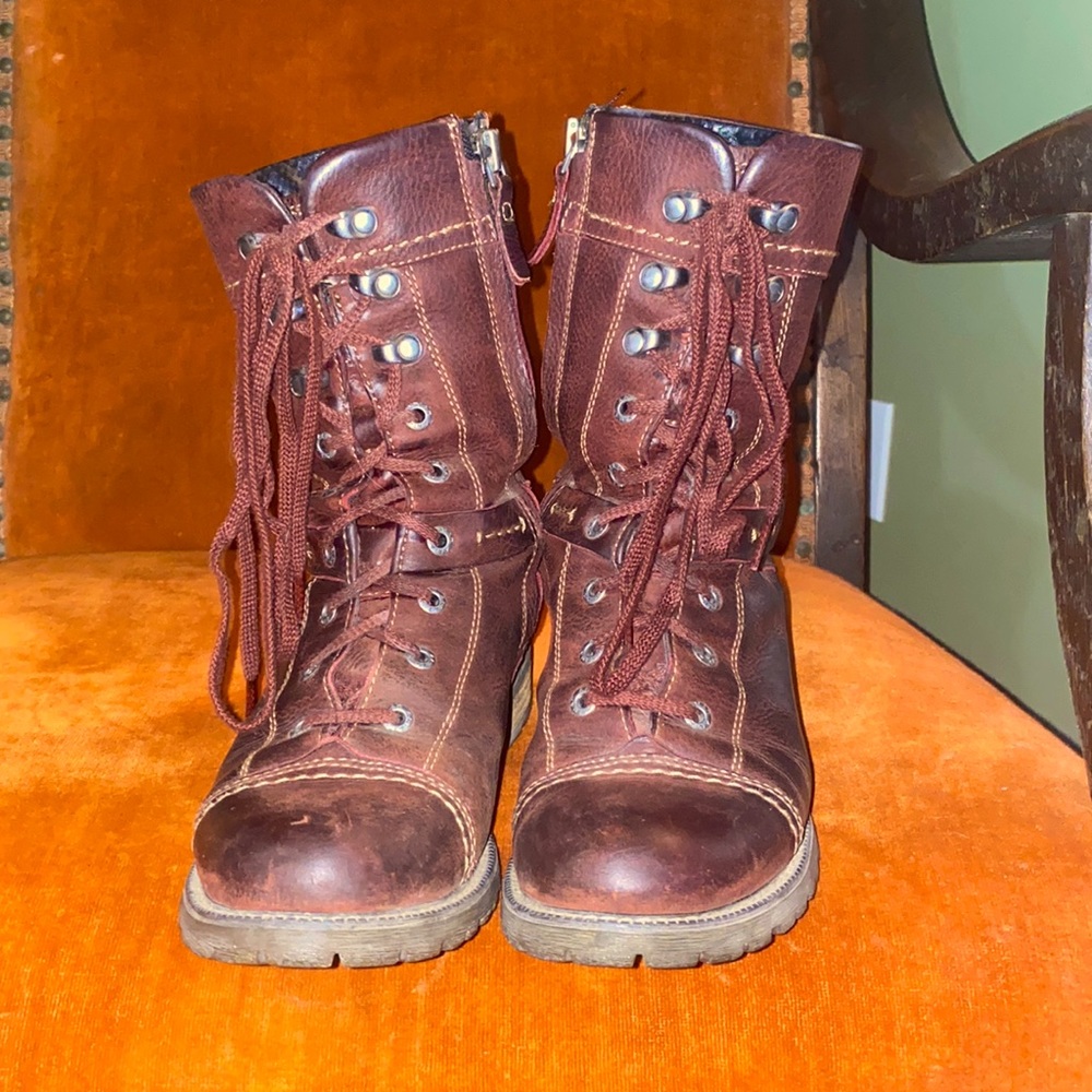 Red lace up boots